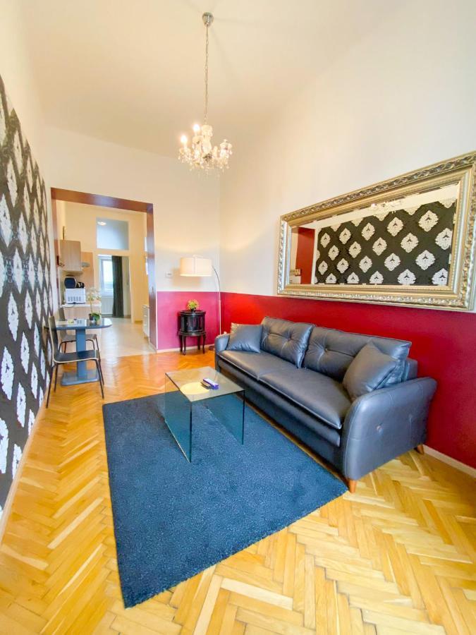 Hideaway Apartment Augarten Виена Екстериор снимка