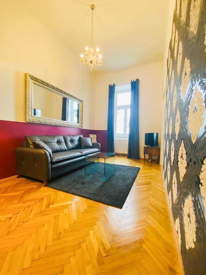 Hideaway Apartment Augarten Виена Екстериор снимка